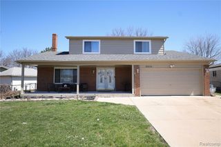 38684 Pinebrook Drive, Sterling Heights, MI 48310