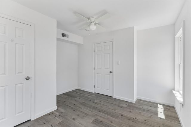 255 Foothill RD, Bastrop, TX 78602