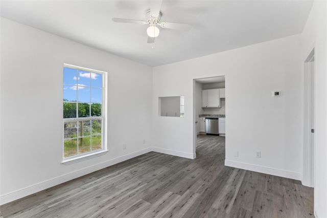 255 Foothill RD, Bastrop, TX 78602