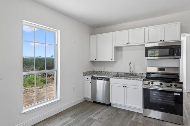 255 Foothill RD, Bastrop, TX 78602