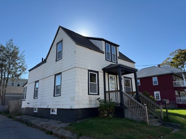 179 Columbine Avenue, Pawtucket, RI 02861