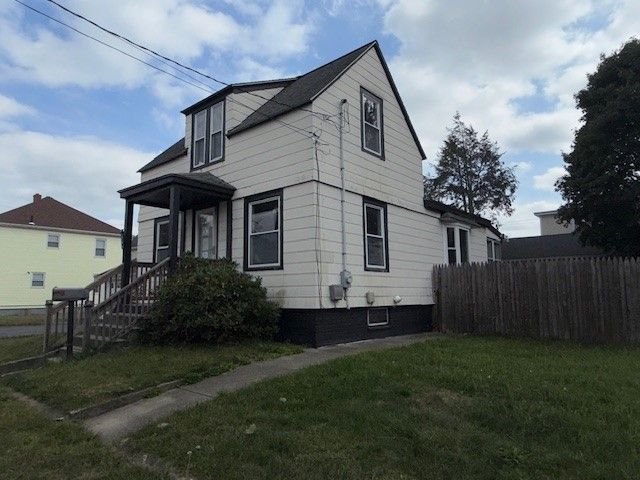 179 Columbine Avenue, Pawtucket, RI 02861