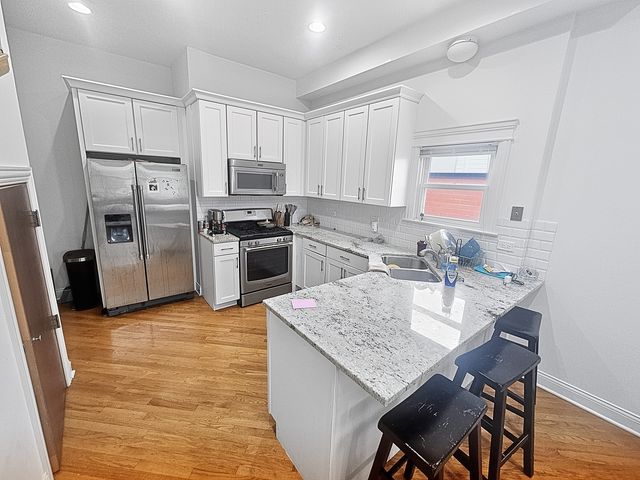 1657 W Wrightwood Avenue 3W, Chicago, IL 60614