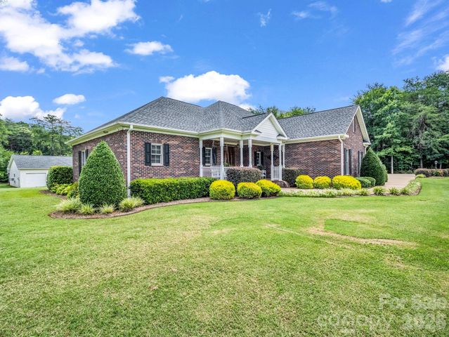 343 Countryside Drive, Forest City, NC 28043
