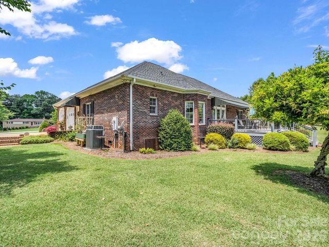 343 Countryside Drive, Forest City, NC 28043