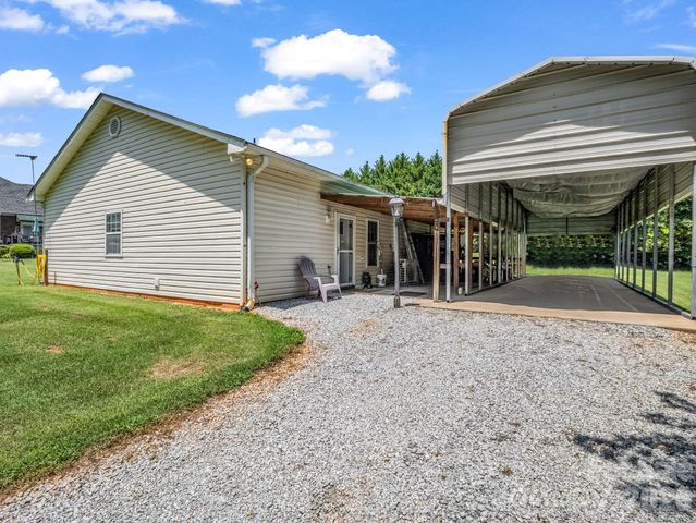 343 Countryside Drive, Forest City, NC 28043
