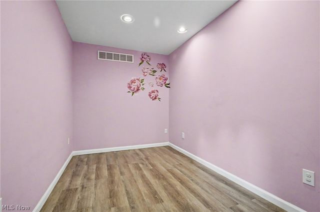 2590 21st Street, Cuyahoga Falls, OH 44223