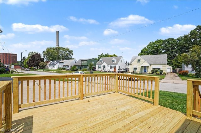 2590 21st Street, Cuyahoga Falls, OH 44223