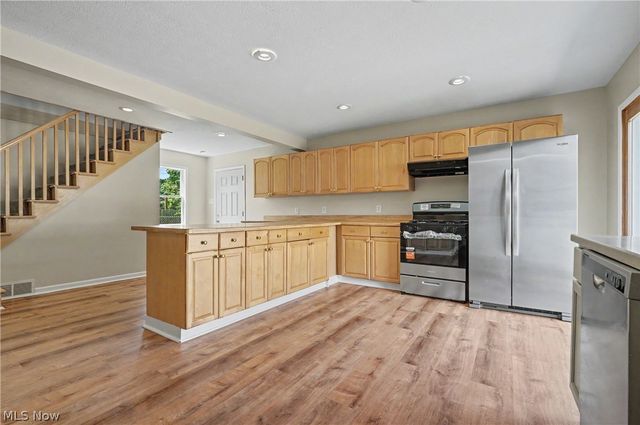 2590 21st Street, Cuyahoga Falls, OH 44223