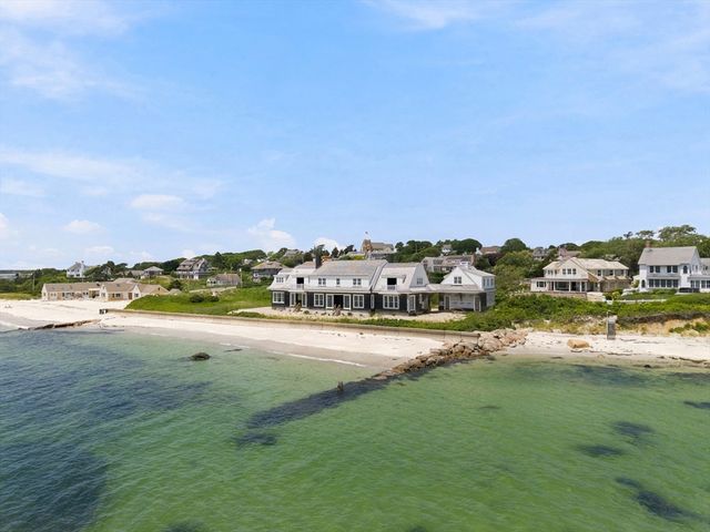 31 Dale Ave, Barnstable, MA 02647