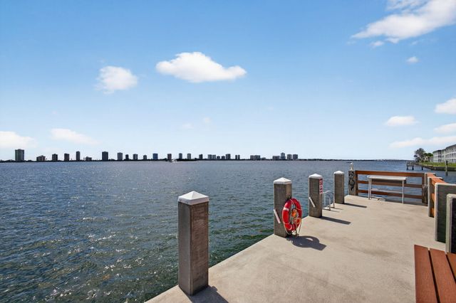 105 Paradise Harbour Boulevard 501, North Palm Beach, FL 33408