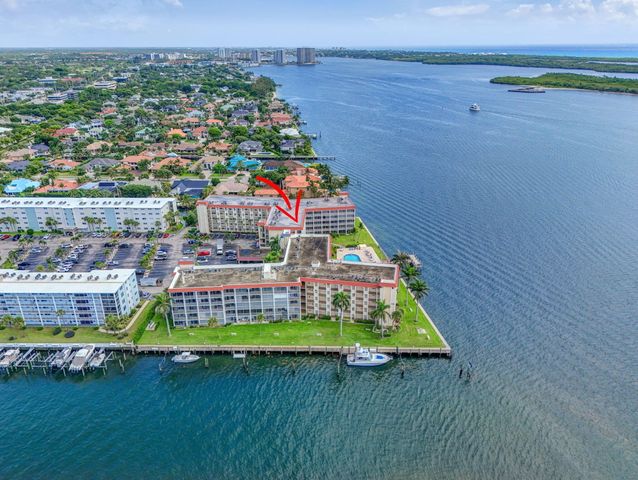 105 Paradise Harbour Boulevard 501, North Palm Beach, FL 33408