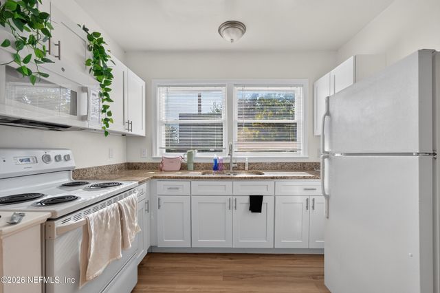 353 W 11TH Street, Jacksonville, FL 32206