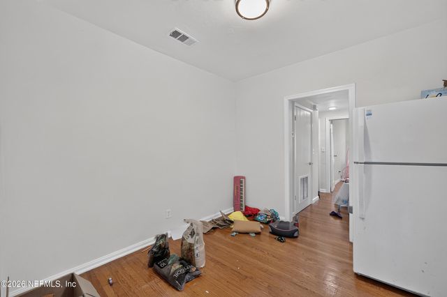353 W 11TH Street, Jacksonville, FL 32206