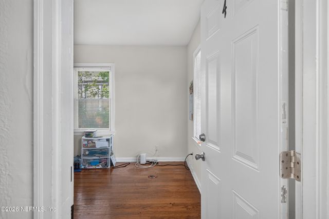 353 W 11TH Street, Jacksonville, FL 32206