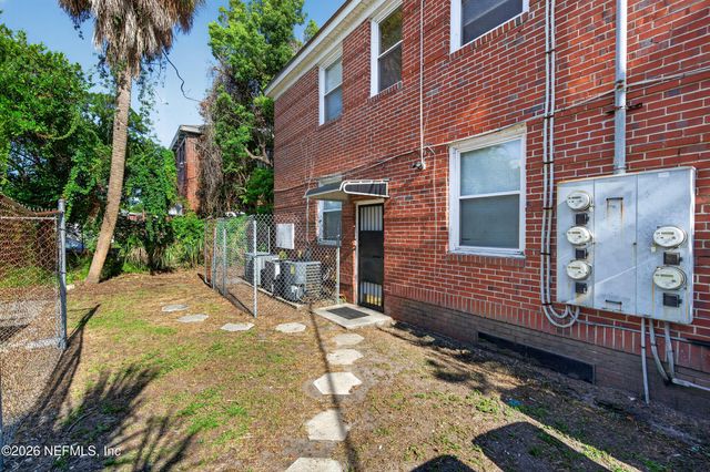 353 W 11TH Street, Jacksonville, FL 32206