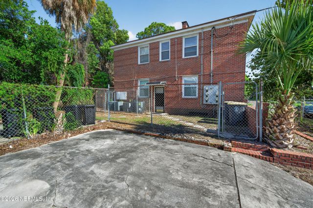 353 W 11TH Street, Jacksonville, FL 32206