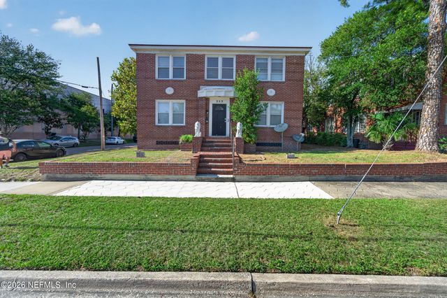 353 W 11TH Street, Jacksonville, FL 32206