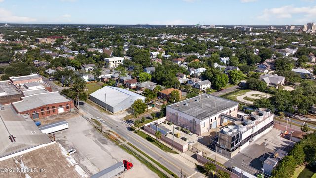 353 W 11TH Street, Jacksonville, FL 32206
