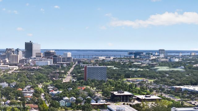 353 W 11TH Street, Jacksonville, FL 32206
