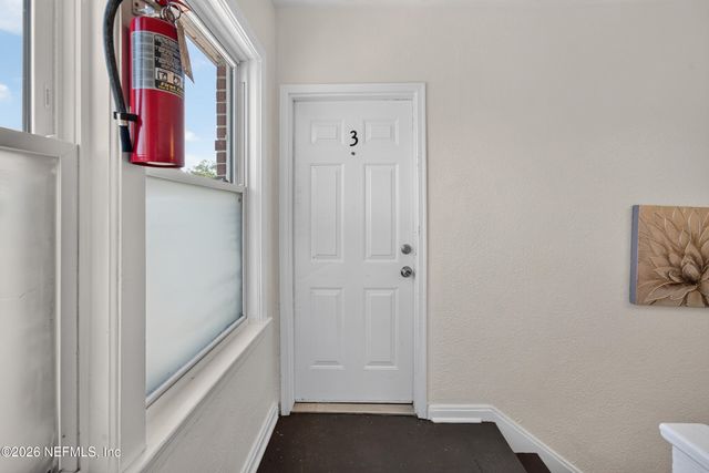 353 W 11TH Street, Jacksonville, FL 32206