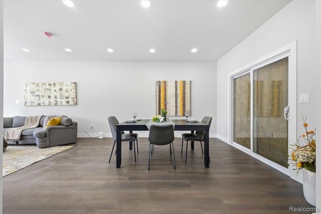 4486 Seyburn Street, Detroit, MI 48214