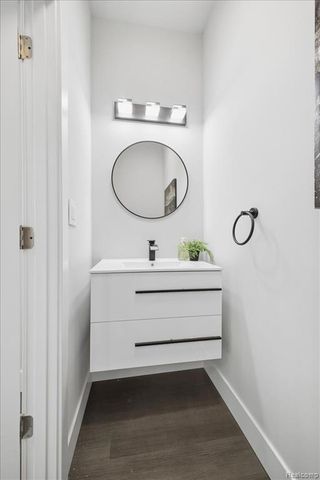 4486 Seyburn Street, Detroit, MI 48214