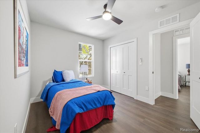 4486 Seyburn Street, Detroit, MI 48214