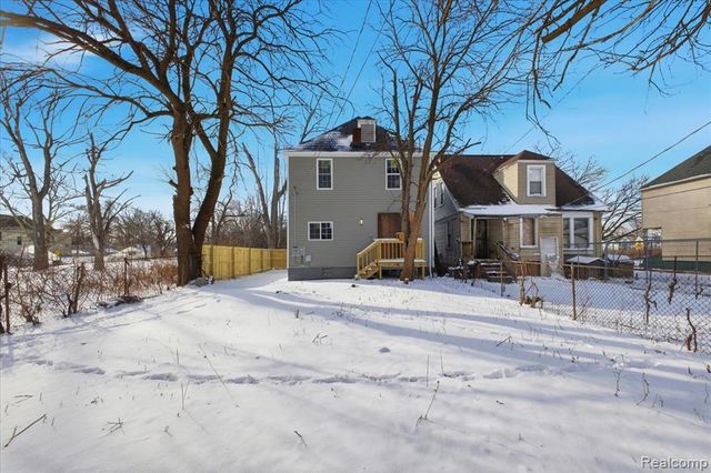 4486 Seyburn Street, Detroit, MI 48214