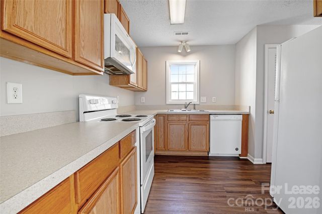 118 Steam Engine Drive 201, Mooresville, NC 28115