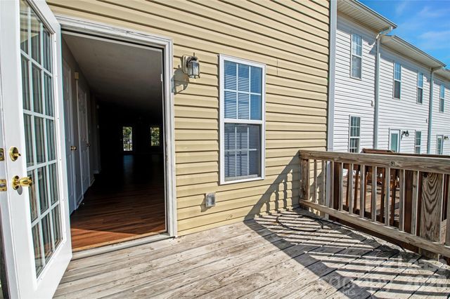 118 Steam Engine Drive 201, Mooresville, NC 28115