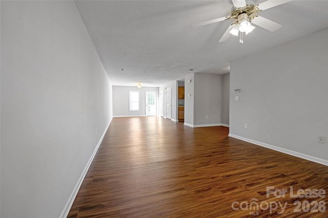 118 Steam Engine Drive 201, Mooresville, NC 28115