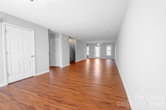 118 Steam Engine Drive 201, Mooresville, NC 28115