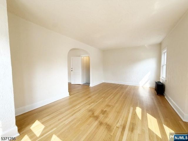 166 Washington Place, Ridgewood, NJ 07450