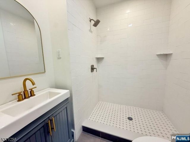 166 Washington Place, Ridgewood, NJ 07450