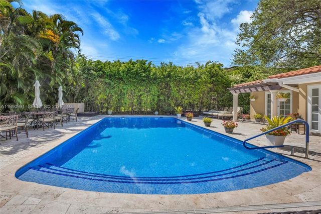 6200 Granada Blvd, Coral Gables, FL 33146