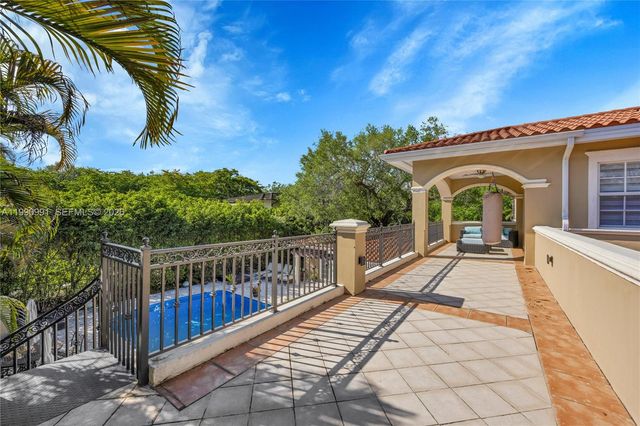 6200 Granada Blvd, Coral Gables, FL 33146