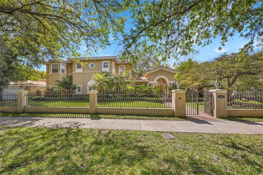 6200 Granada Blvd, Coral Gables, FL 33146