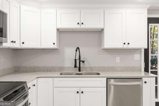 11637 Brown Bridge Road, Covington, GA 30016