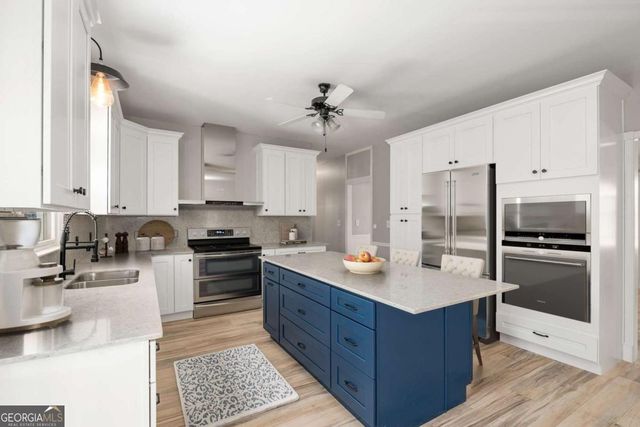 11637 Brown Bridge Road, Covington, GA 30016