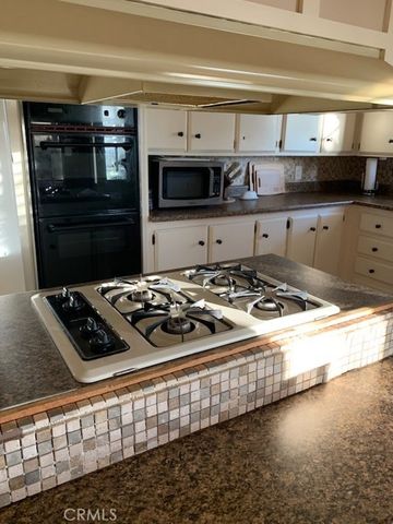 1536 S State Street 197, Hemet, CA 92543