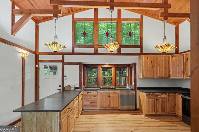 996 Crestview Drive, Otto, NC 28763