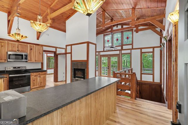 996 Crestview Drive, Otto, NC 28763