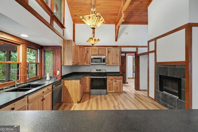 996 Crestview Drive, Otto, NC 28763