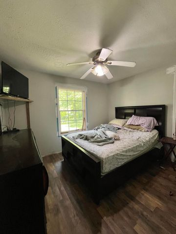 631 Mt Vernon Road, Berea, KY 40403