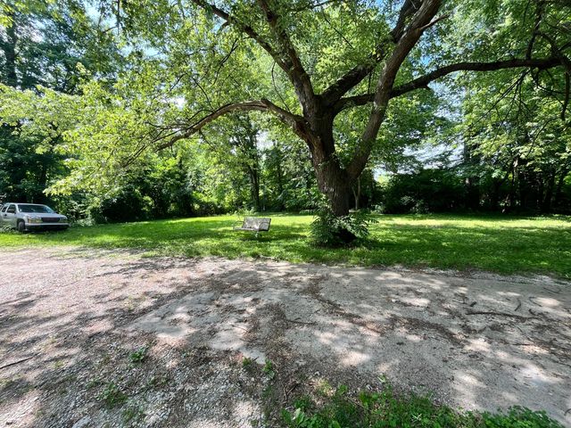 631 Mt Vernon Road, Berea, KY 40403