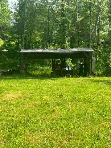 631 Mt Vernon Road, Berea, KY 40403