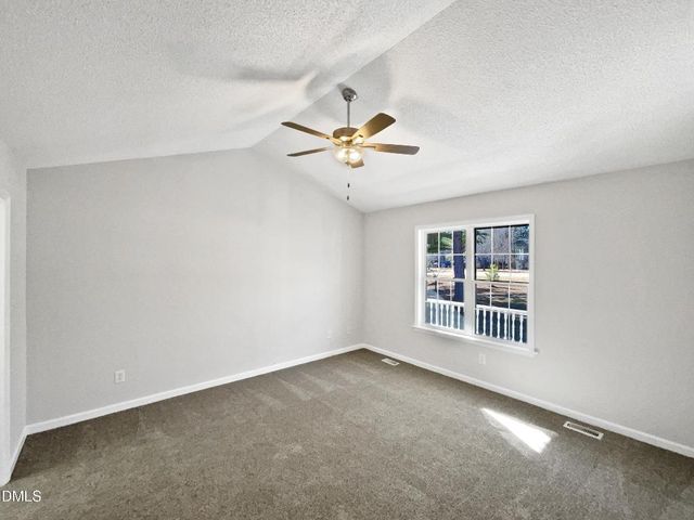 165 Sommerset Drive, Clayton, NC 27520