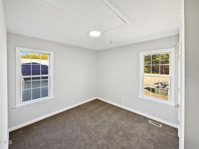 165 Sommerset Drive, Clayton, NC 27520