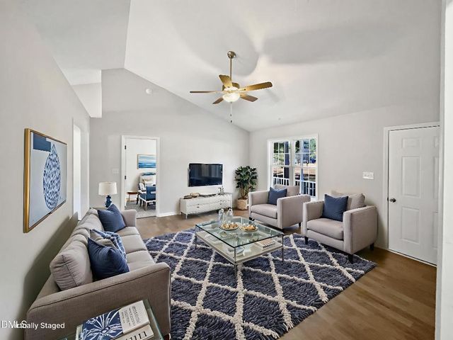 165 Sommerset Drive, Clayton, NC 27520